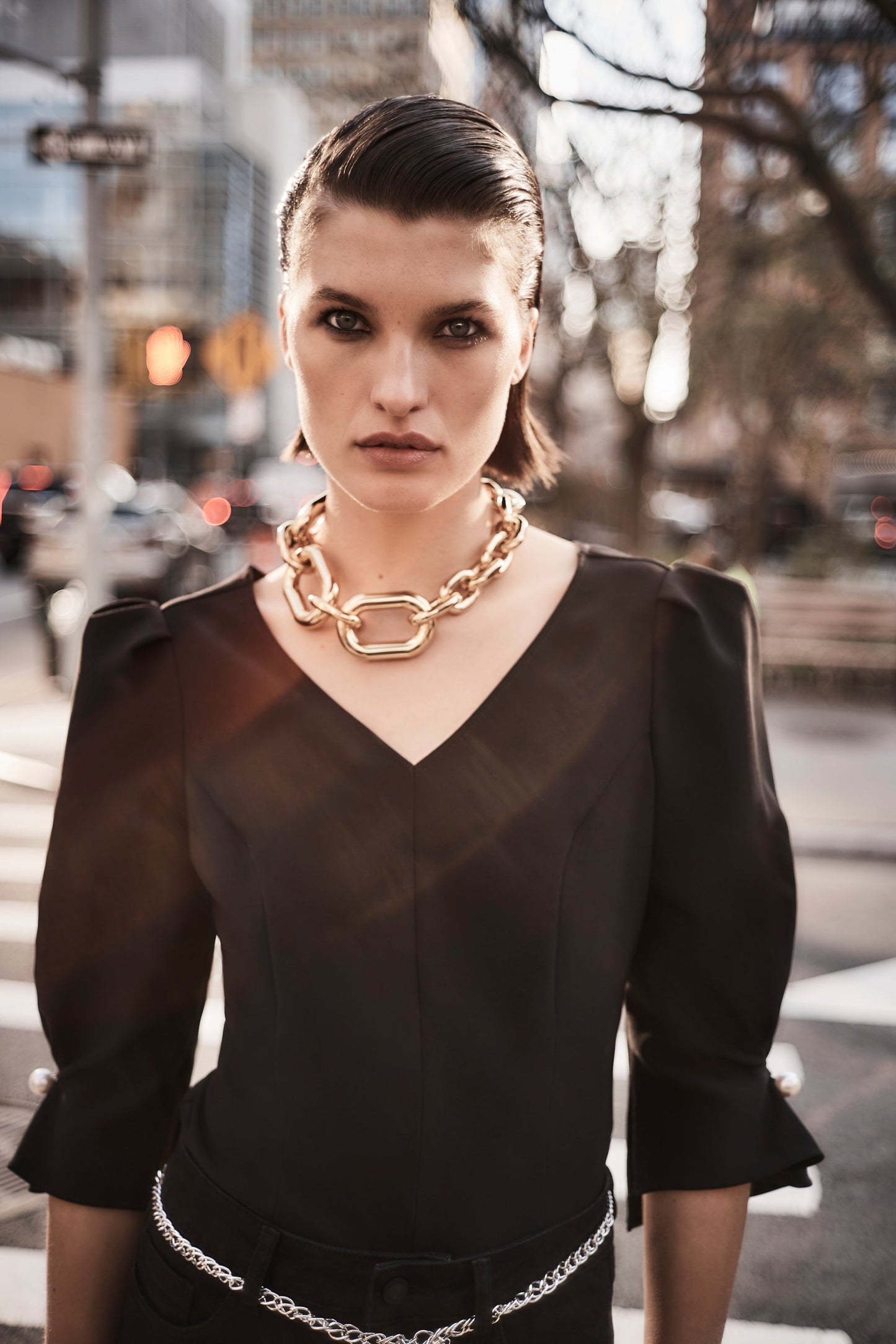 Lux Twill Fitted Puff Sleeve Top - Black