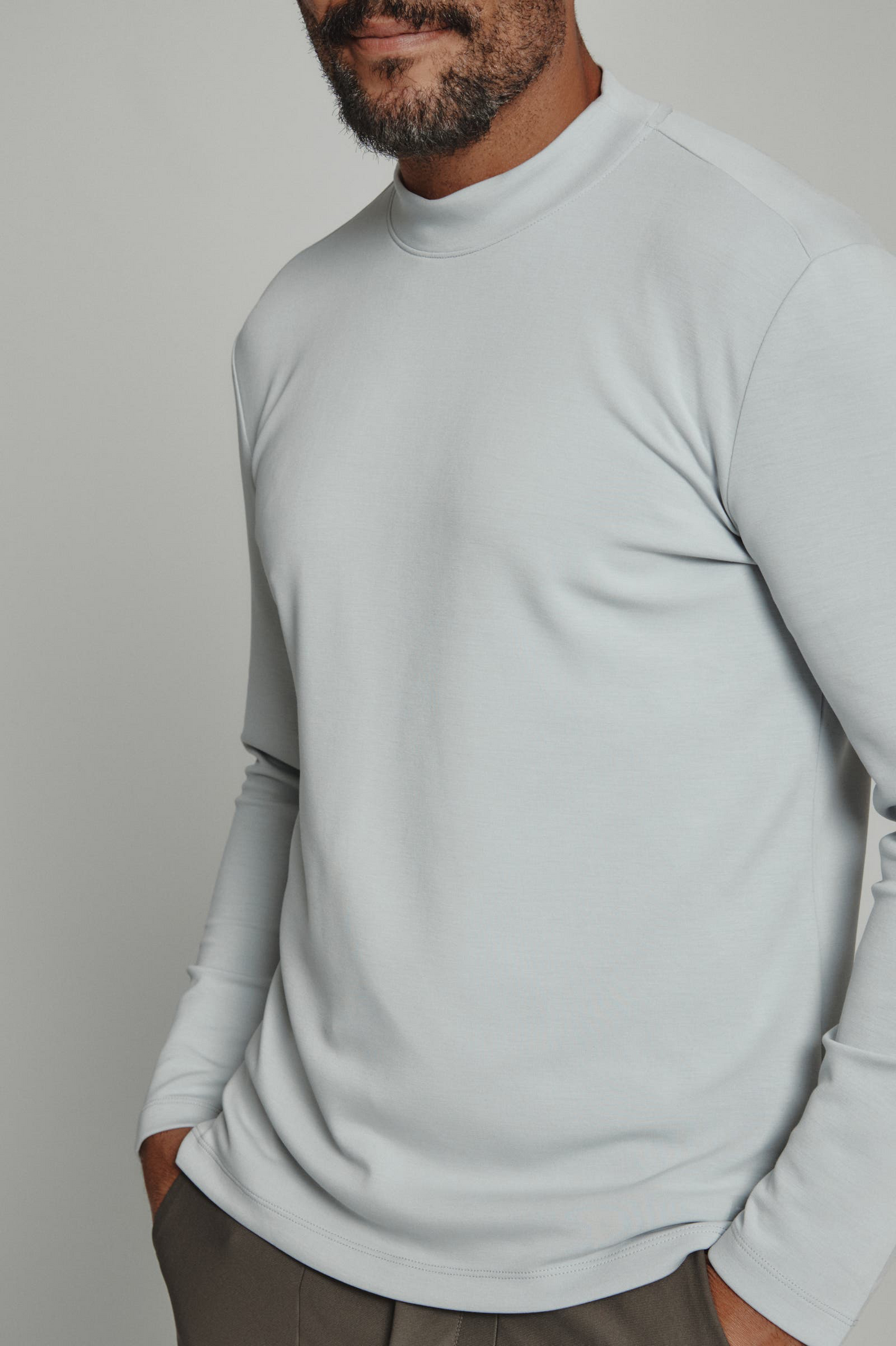 Rev Mock Neck - Platinum