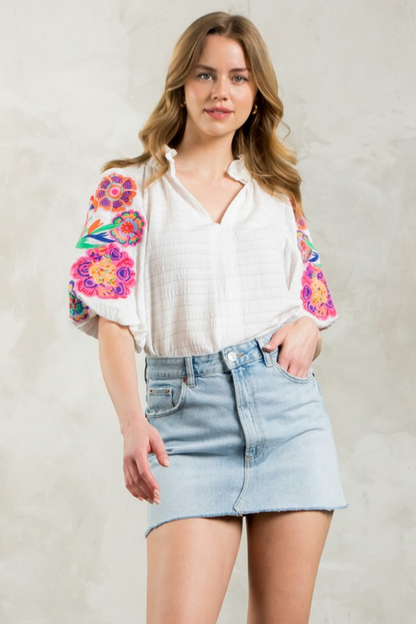 Embroidered Puff Slv Top