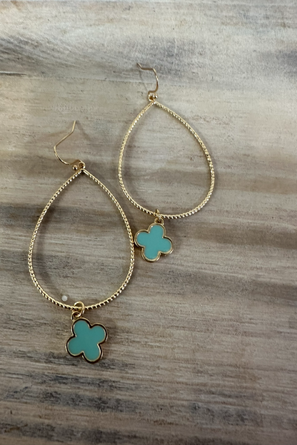 Hammered & Clover Earrings