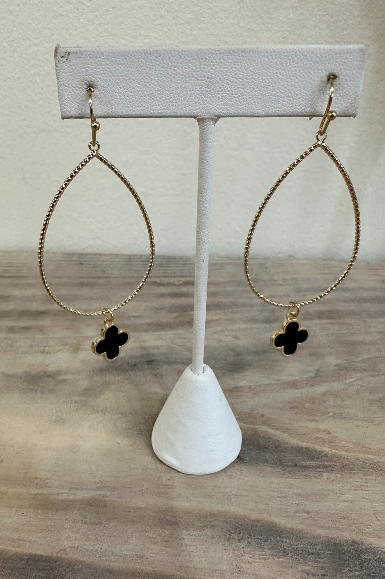 Hammered & Clover Earrings