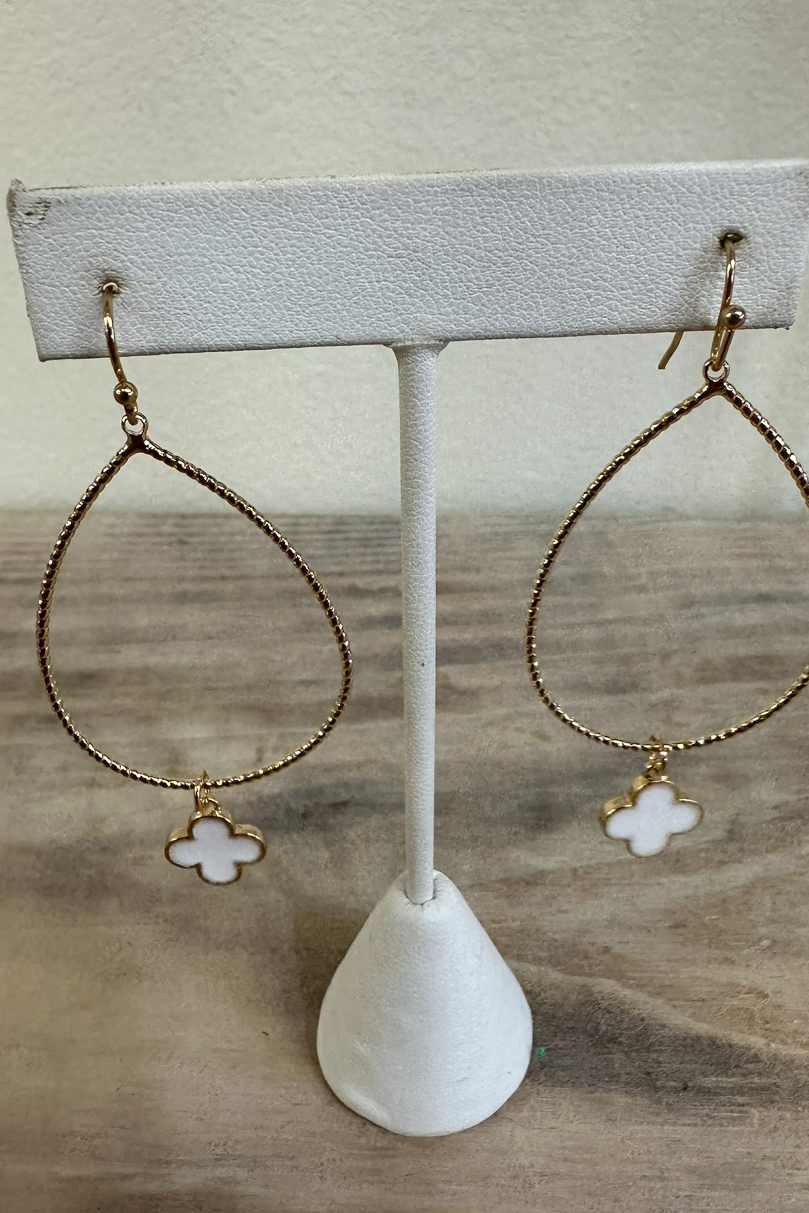 Hammered & Clover Earrings
