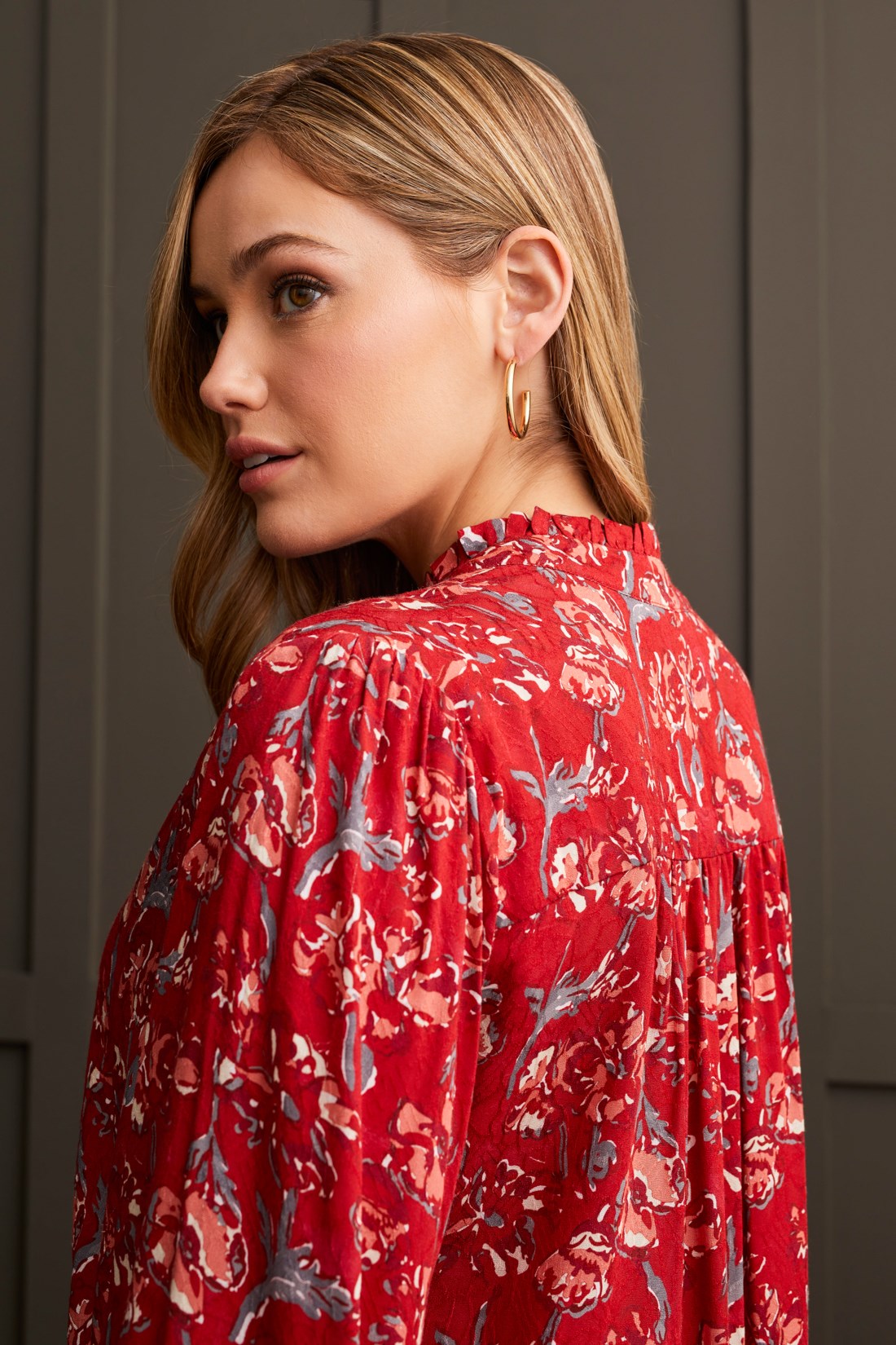 Jacquard Challis Button Up Blouse- Scarlet