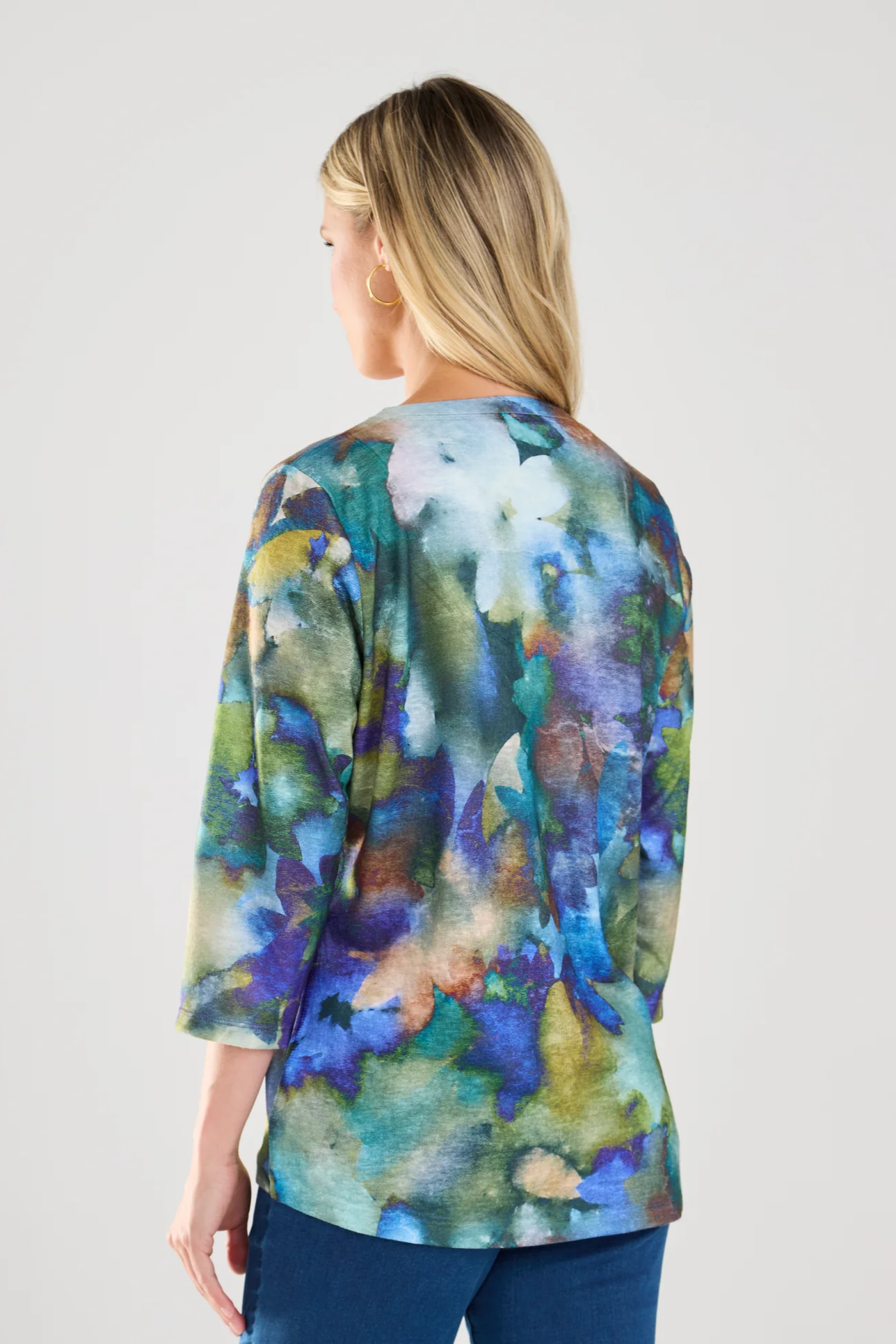 3/4 SLEEVE V NECK TOP
