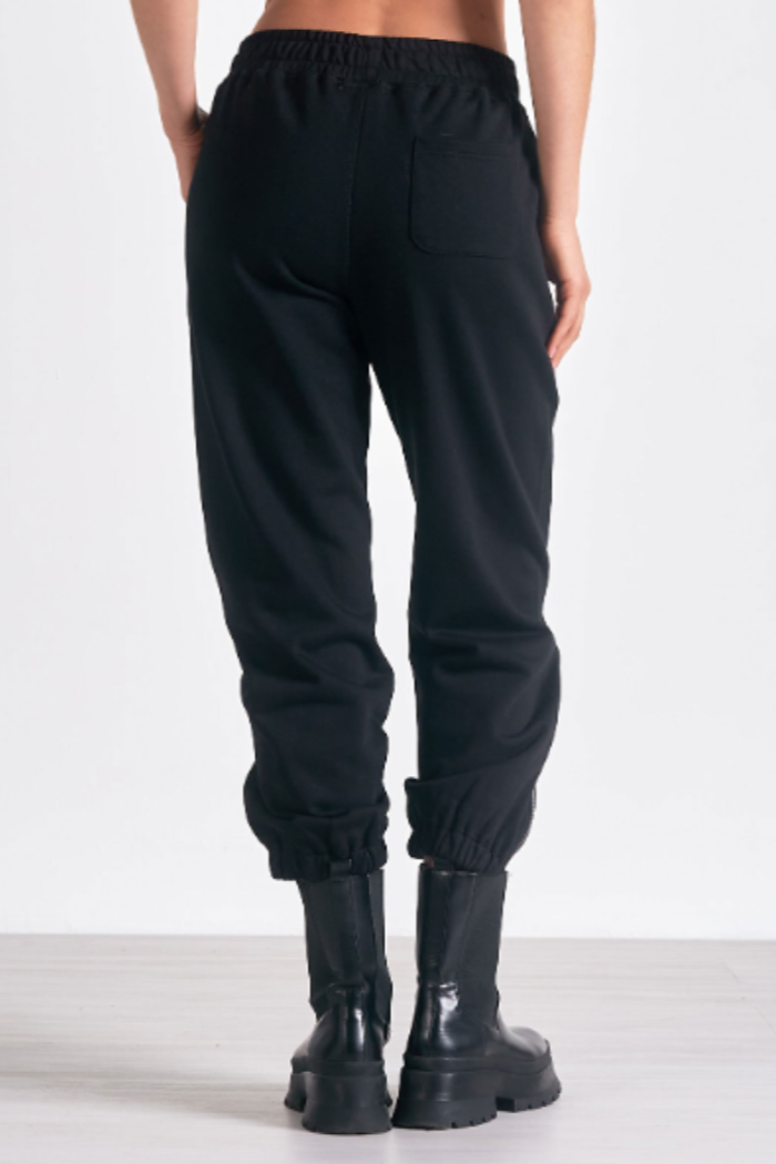 JOGGER SWEATPANTS