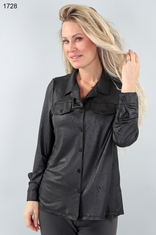 Long sleeve button front shirt