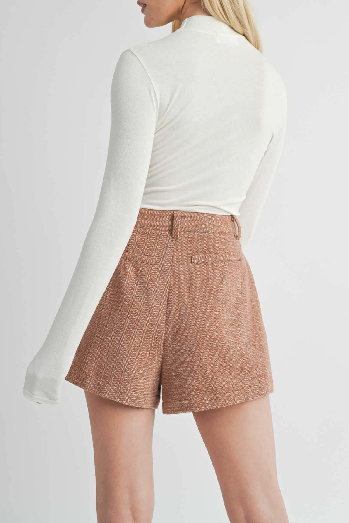 MOCK NECK KNIT TOP