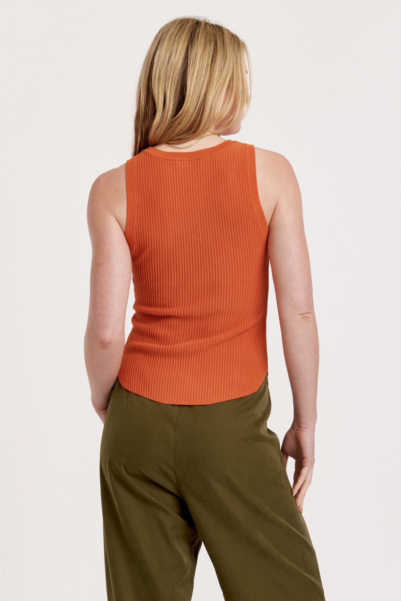 CORA SLEEVELESS RIB TANK PUMPKIN