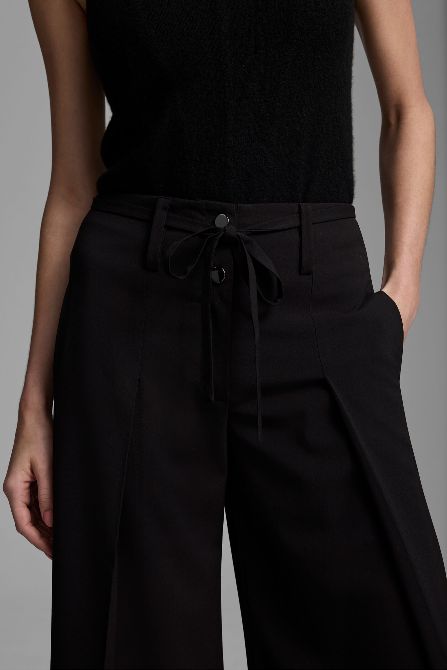Milan Apron Pant - Caviar