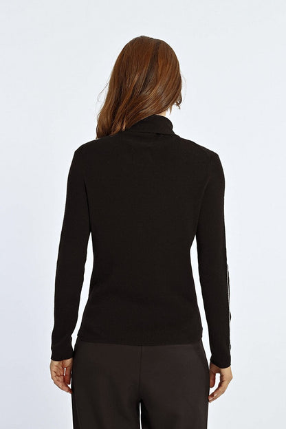 THIN TURTLENECK SWEATER