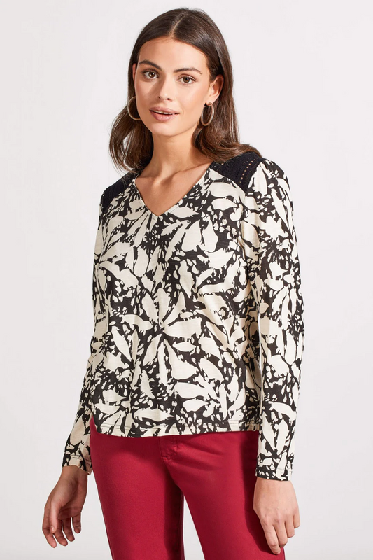 LONG SLEEVE V-NECK TOP WITH LACE DETAIL