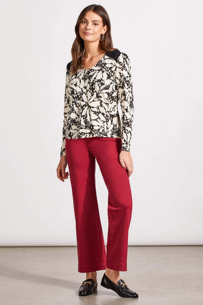 LONG SLEEVE V-NECK TOP WITH LACE DETAIL
