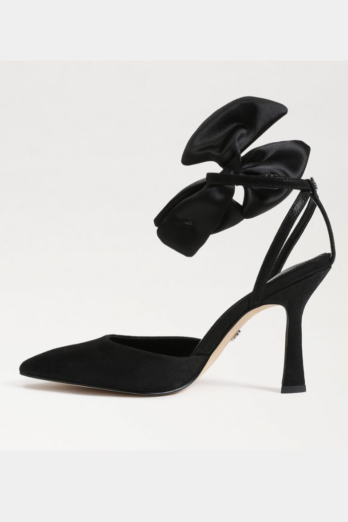 Halie Bow Heel- Black