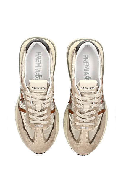 Cassie Sneaker