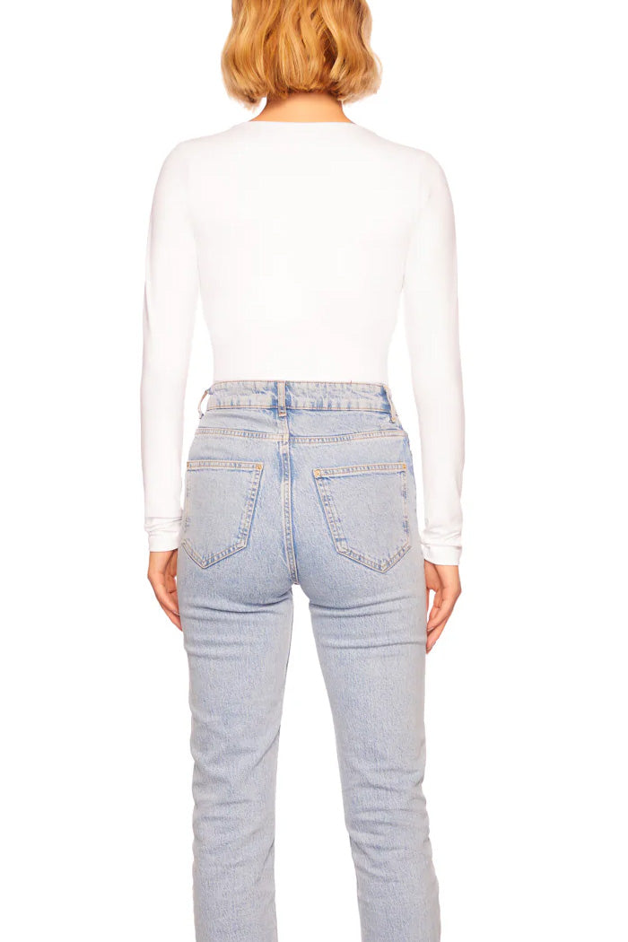 ESSENTIAL V-NECK L/S TOP