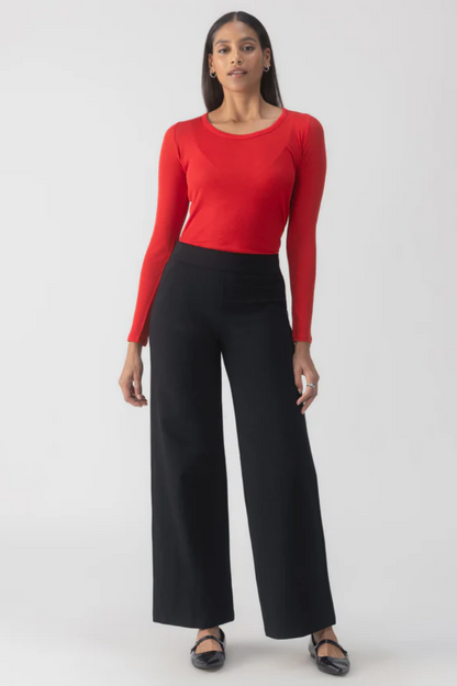 Runway Wide Leg Legging
