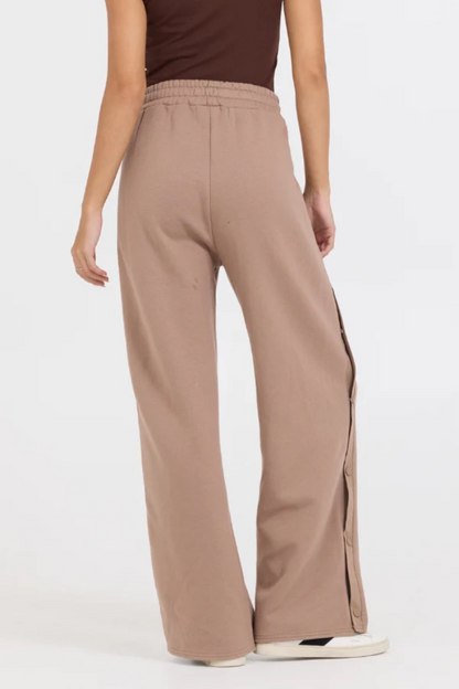 Snap Leg Pant