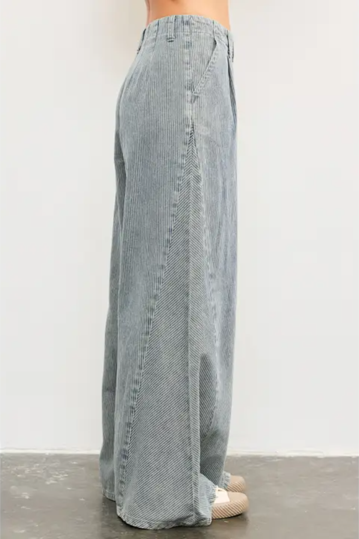Side Line Detail Wide Denim