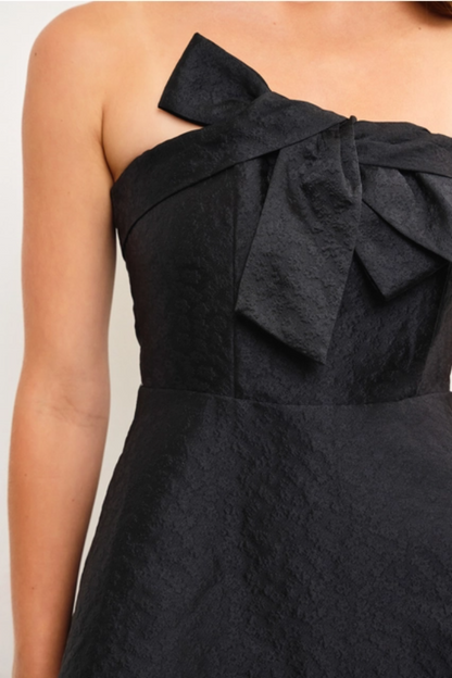 Tie Detailed Strapless Dress