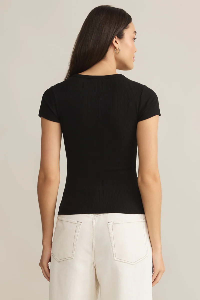 Avery Tee