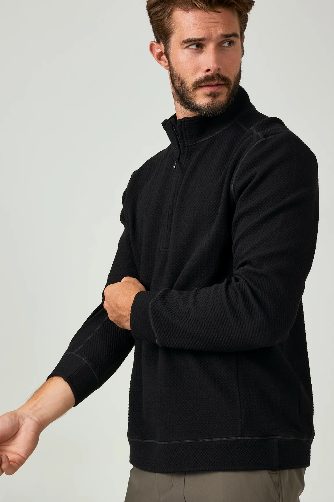Restoration Quarter Zip Pullover - Black