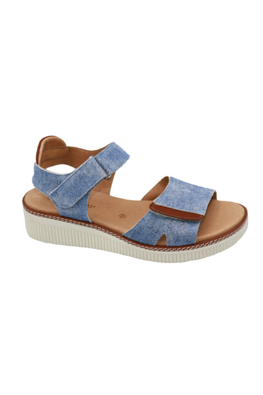 Ariana Sandal