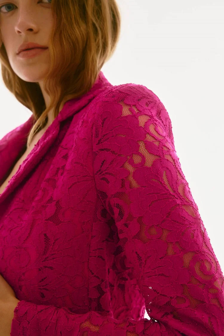 Signature Stretched Lace Fitted Blazer - Geranium