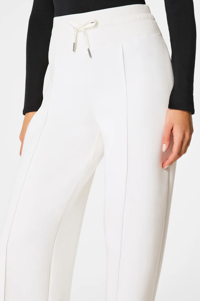 Air Essentials Luxe Tapered Pant- Powder