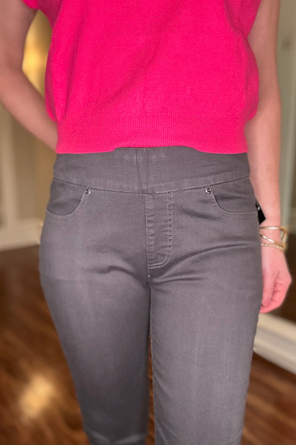 MULTIPLES GREY ANKLE JEAN WITH SCALLOP HEM