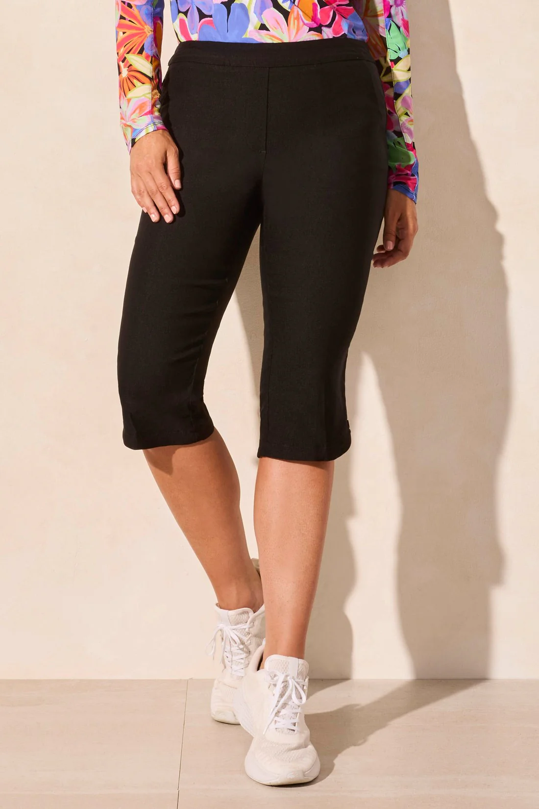 Flatten It® Pull-On Capri With Zip Pockets