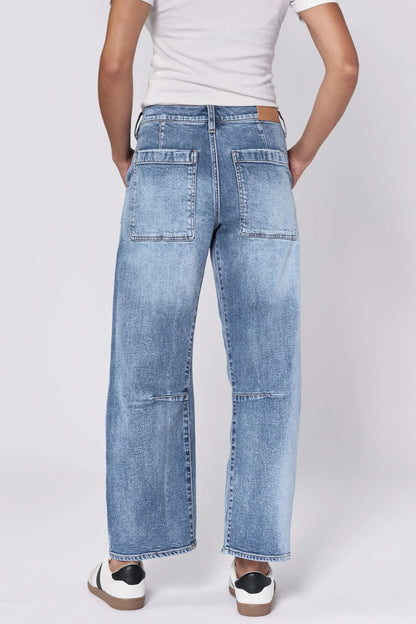 Lasso High Rise Cropped Loose Fit Barrel Jeans