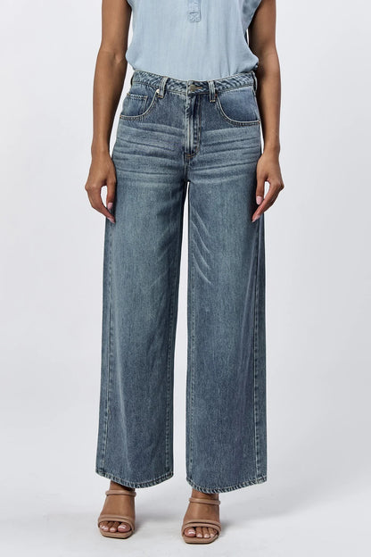 Elly High Rise Baggy Fit Jeans