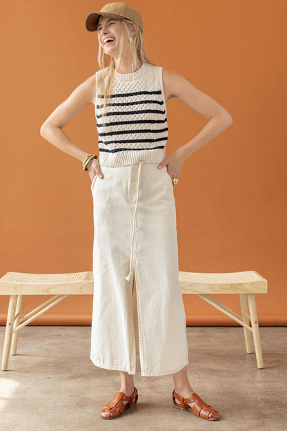 CROPPED CABLE TANK SWEATER