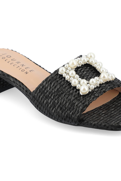Journee Collection Women's Tru Comfort Foam√¢¬Ñ¬¢ Justina Sandals