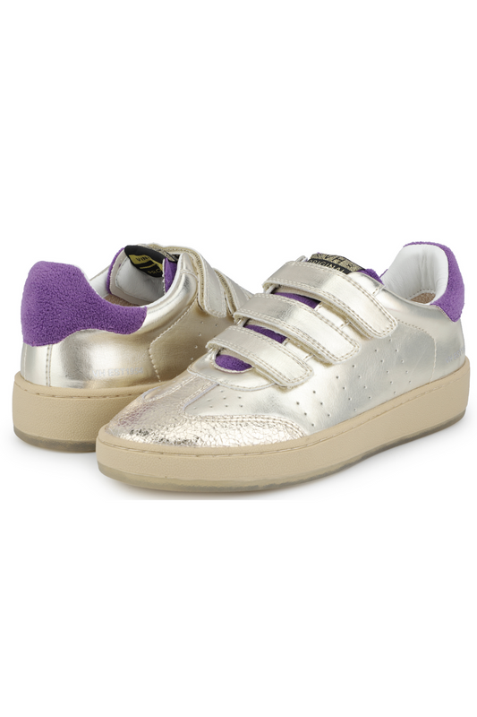 Ease-5 Low Top Sneaker