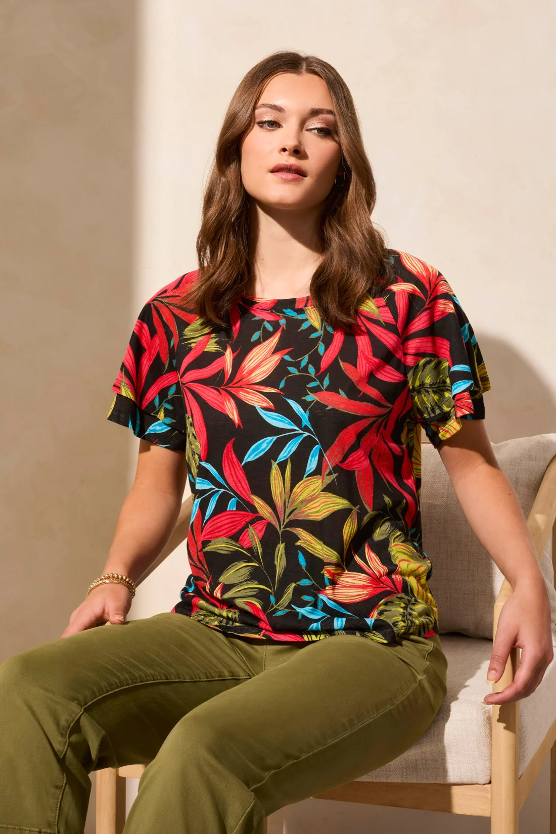 Linen-Blend Ruffle-Sleeve Crew Neck Top