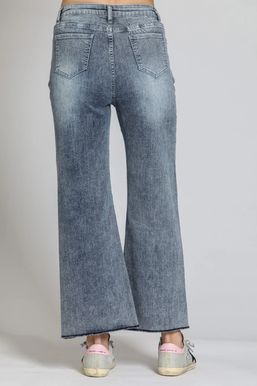 APNY EMBROIDERED WIDE LEG JEAN