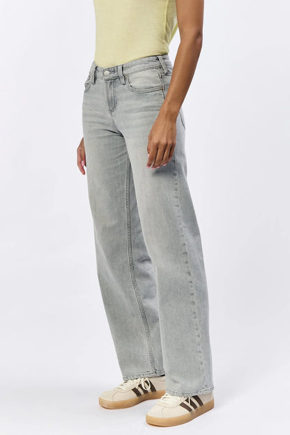 Taylor Midrise Clean Hem Denim