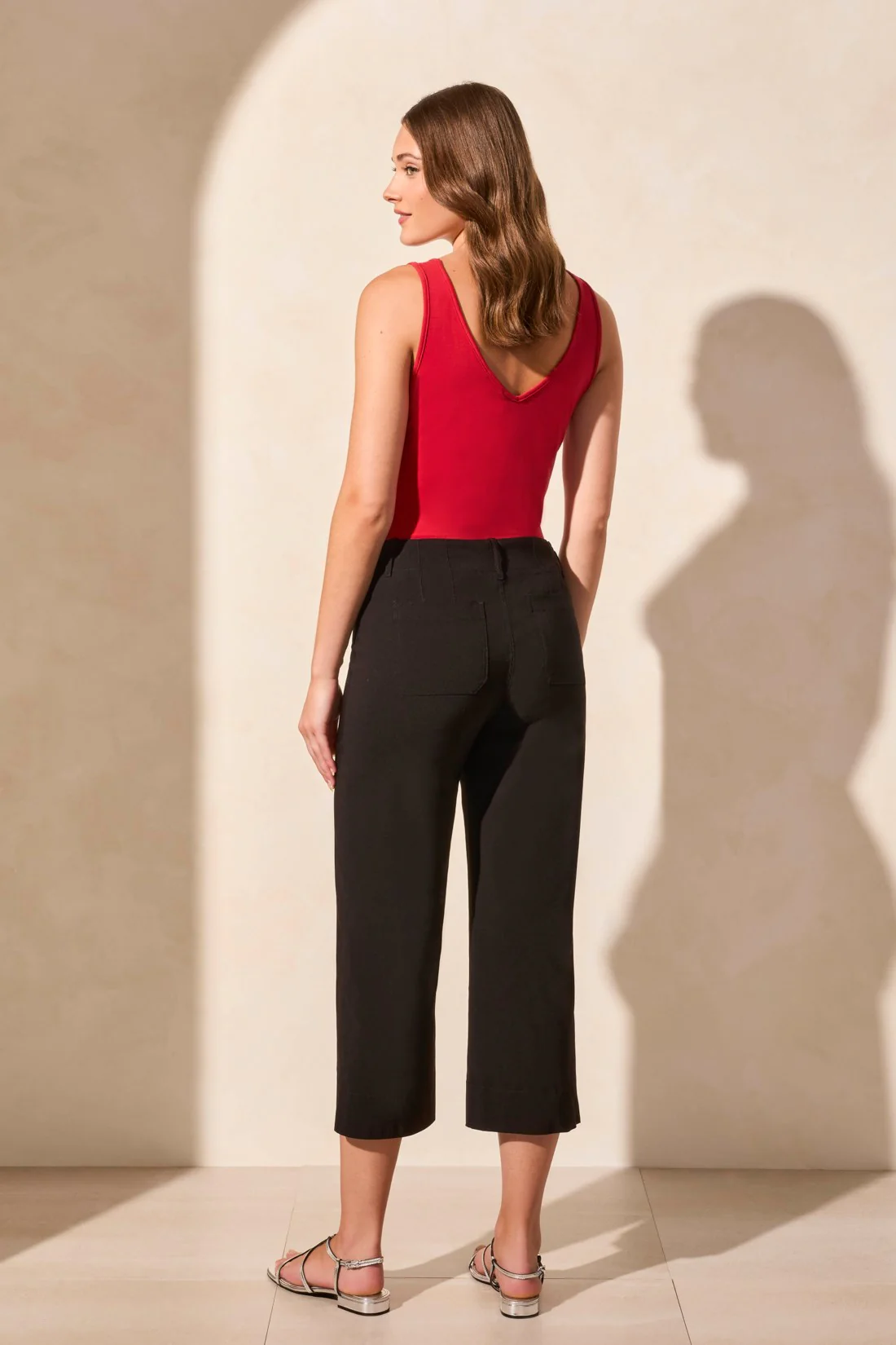 Flowy High Rise Twill Capri Pant