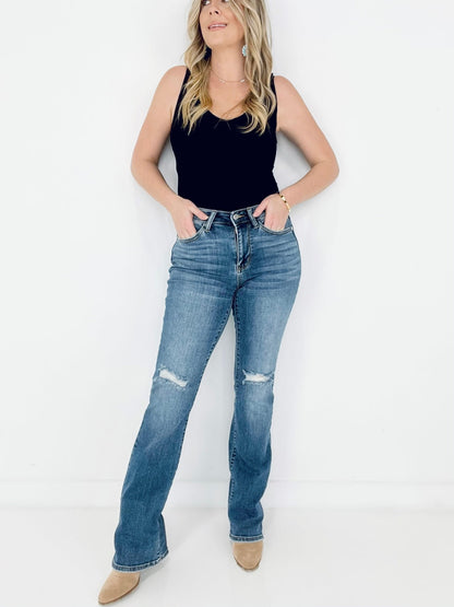 Judy Blue Mid Rise W/ Pocket Tooling & Knee Destroy Bootcut Jeans