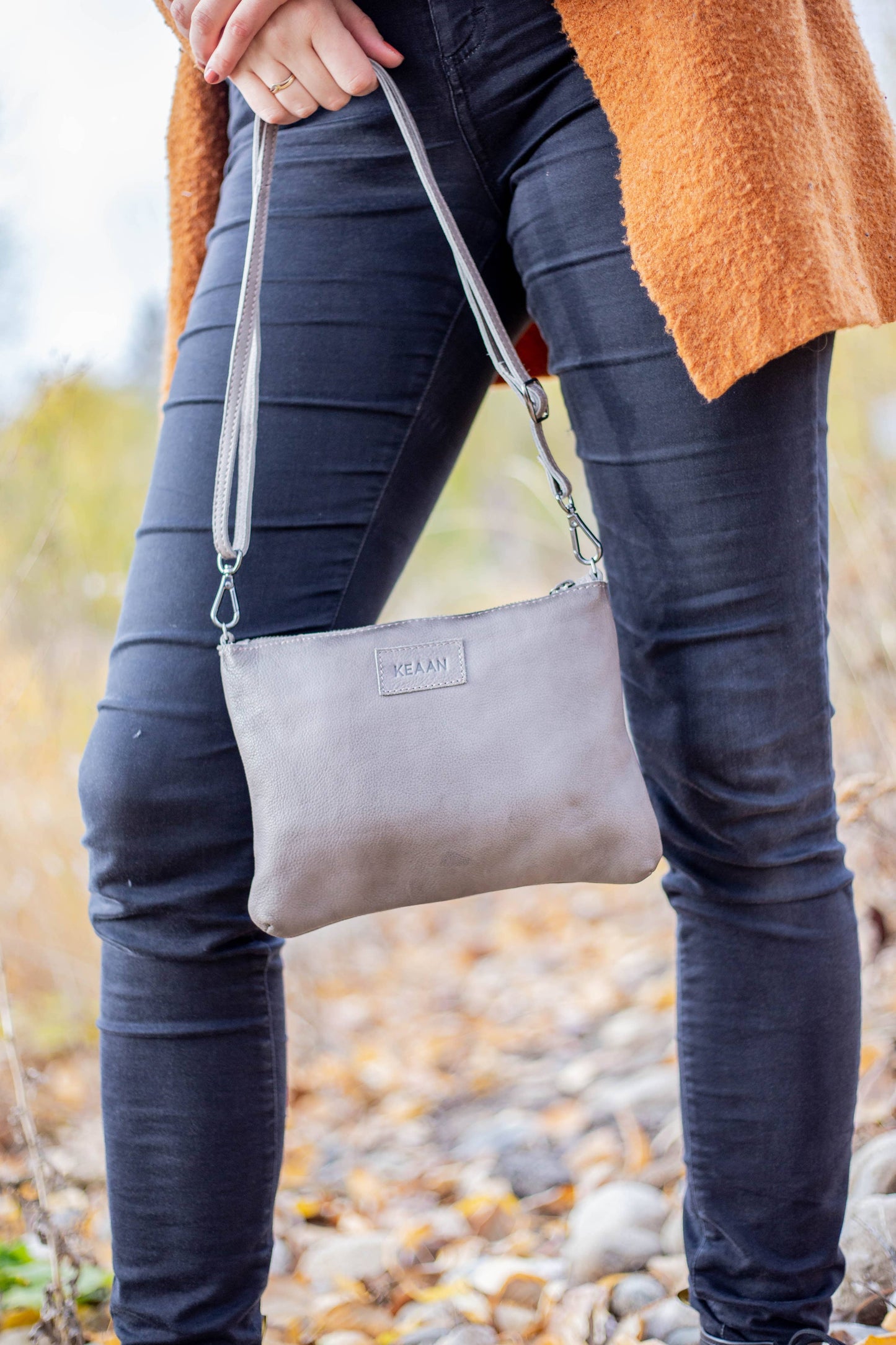 [MIA] SMALL CROSSBODY & CLUTCH | SUPER SOFT NAPPA LEATHER: TAN