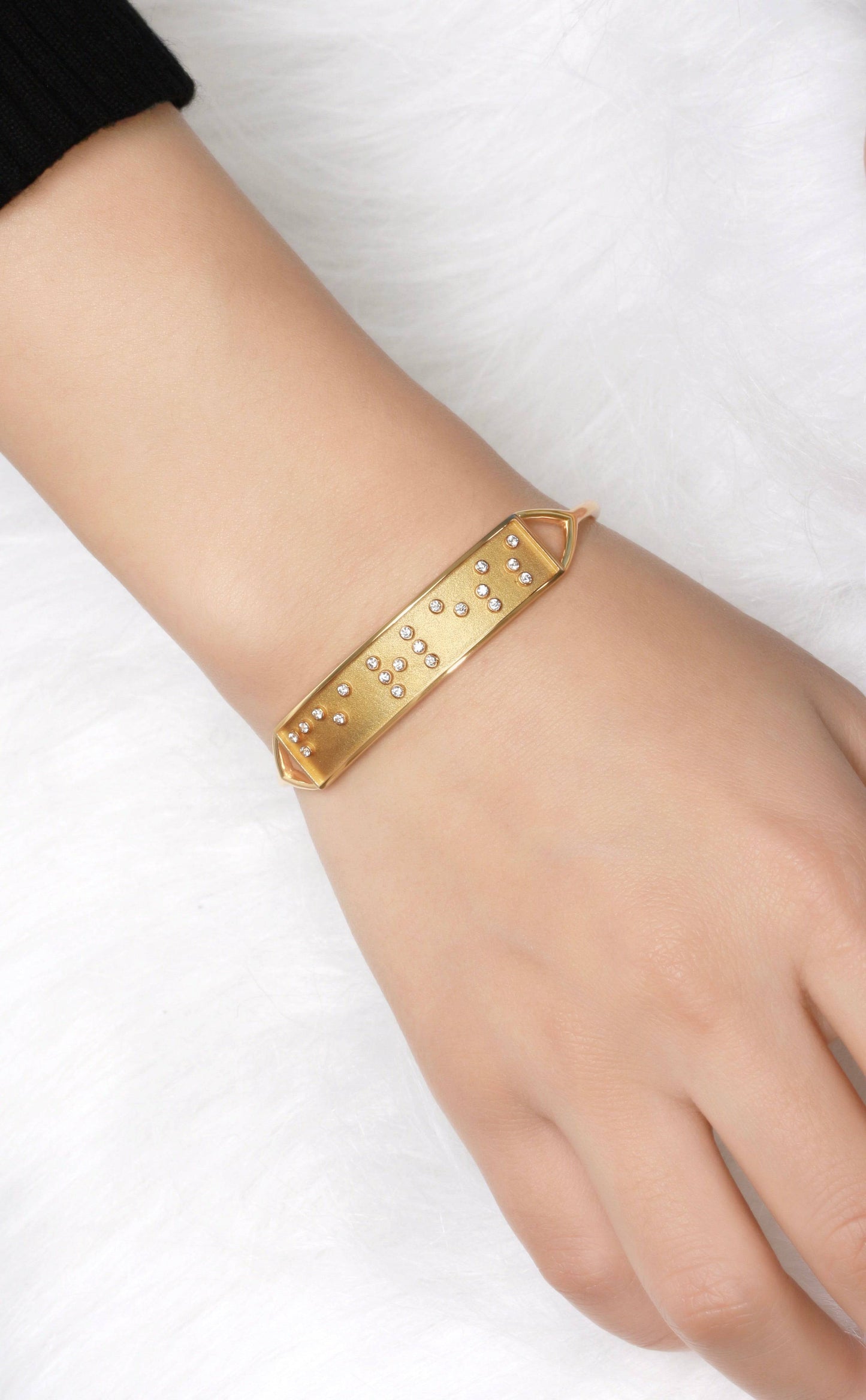 Touchstone Galivanter Cuff Bracelet Gold