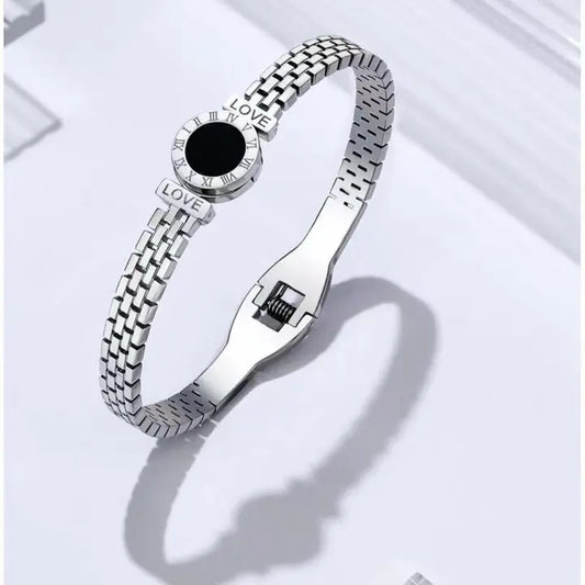 18k Gold Engraved Love Bangle