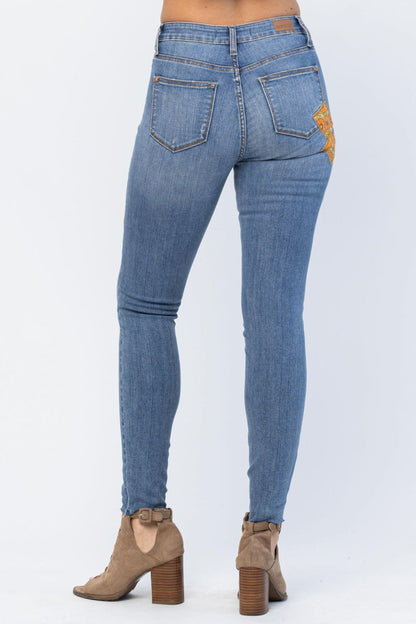Judy Blue Full Size Mid-Rise Orange Floral Patch Skinny Jeans