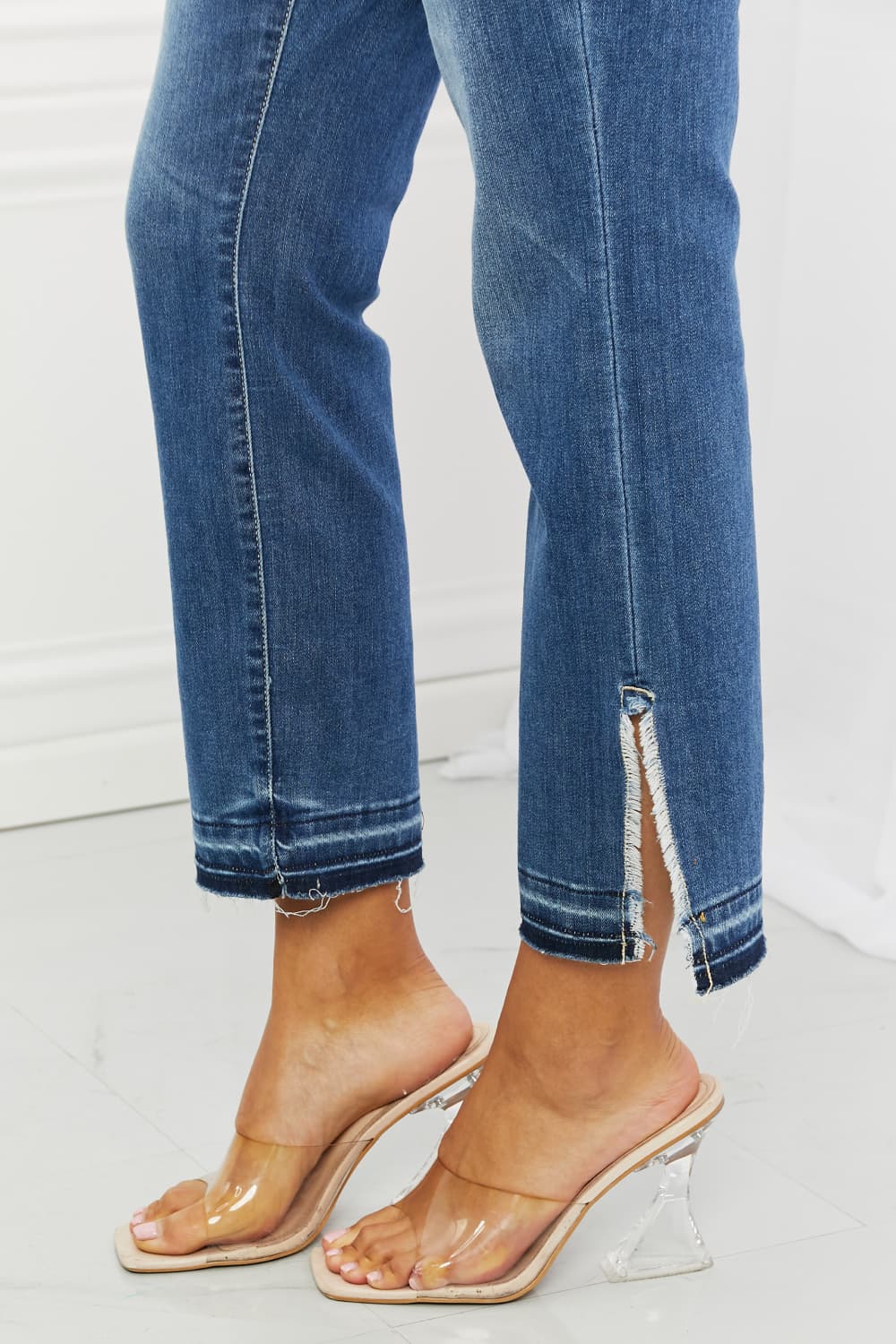 Judy Blue Abigail Full Size High Waisted Straight Jeans