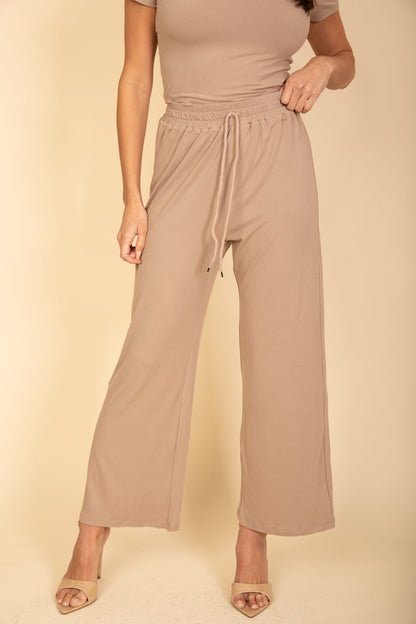 Relaxed Fit Top and Wide-Leg Pants Set (CAPELLA)