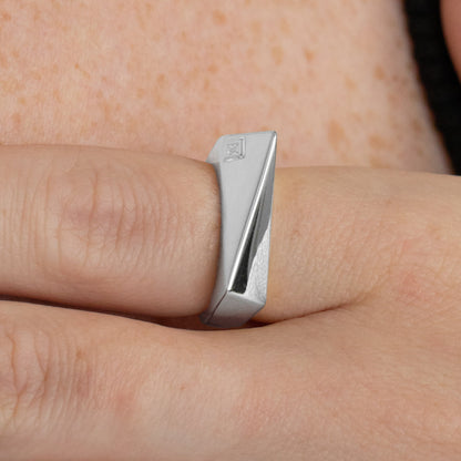 Flex Diamond Ring