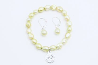 Peridot Pearl Earrings