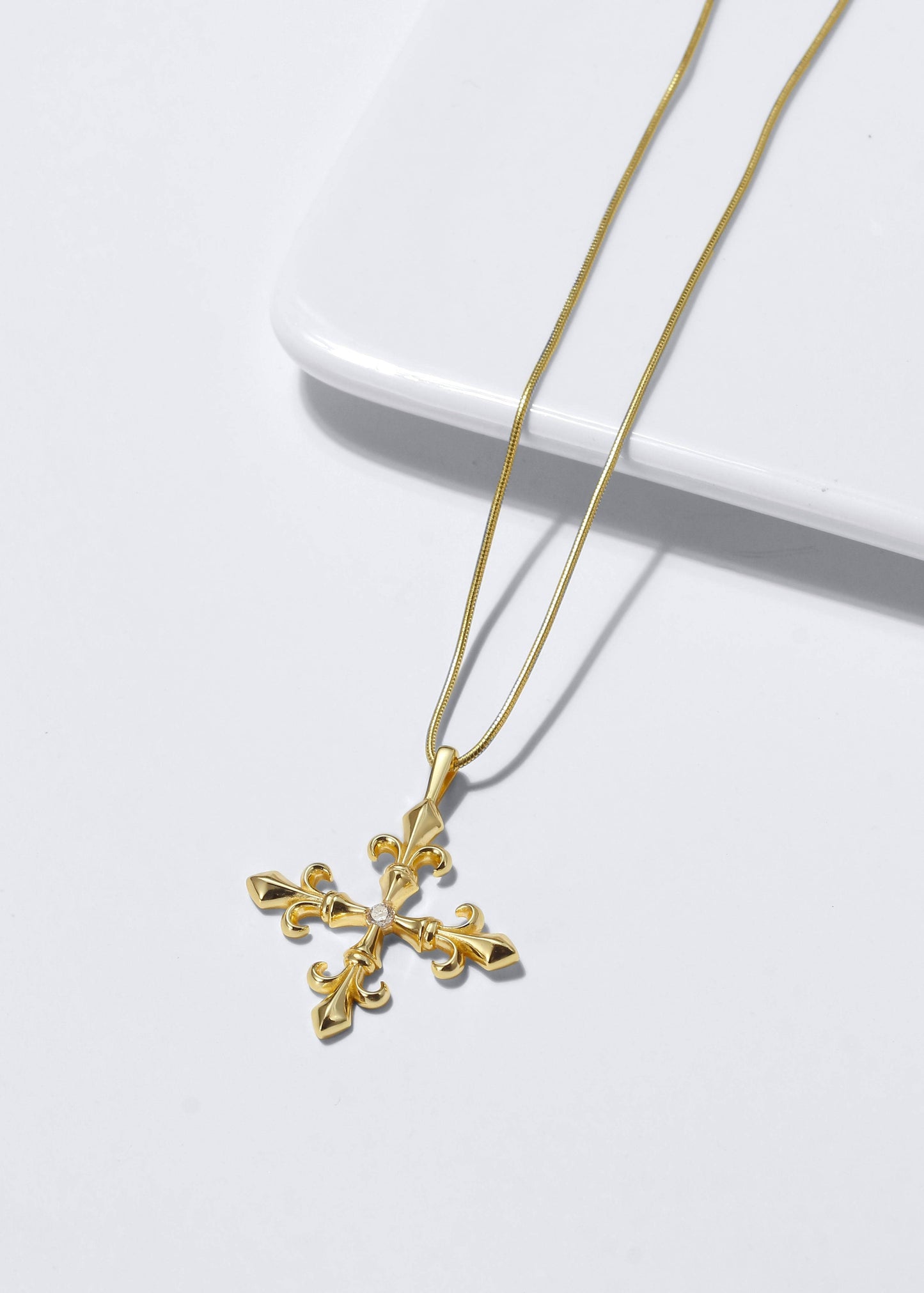 Saints  Fleur Madrigal Cross Necklace in Gold