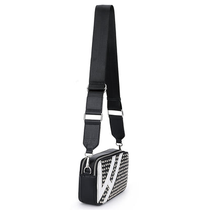MEME - BLACK/WHITE STUD